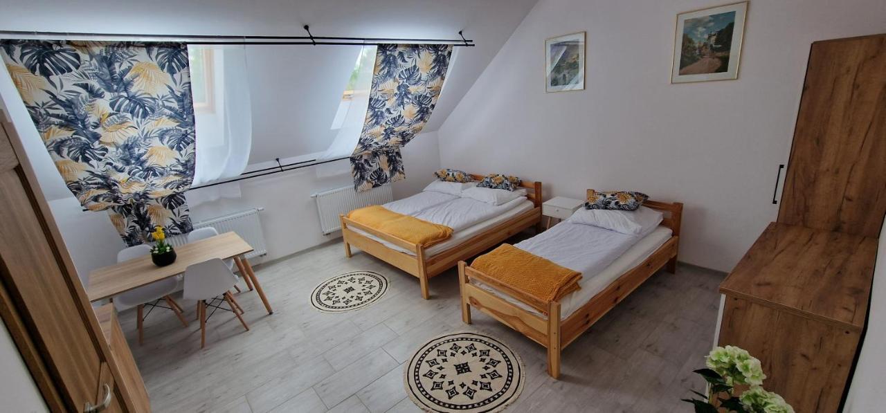 Zielona Ostoja Ulica Szpitalna 3C Apartment Kamieniec Ząbkowicki Exterior foto